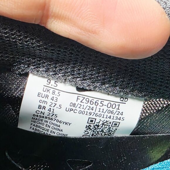 Athletic_Shoes
